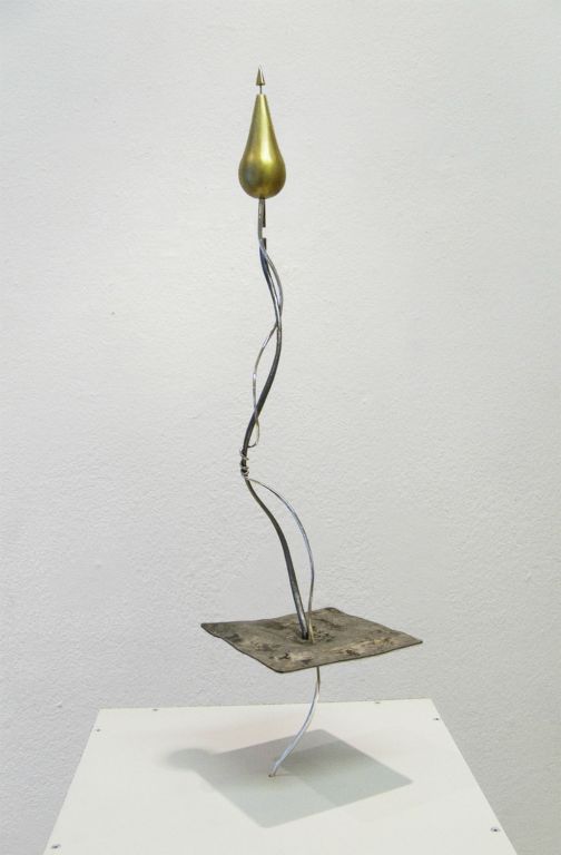 teräs, hopea, messinki; 35x12x12 cm; 2010